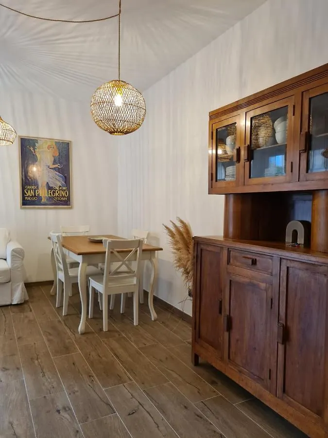 La Boheme, 2 Min Da Qc Terme, Free Parking Apartment San Pellegrino Terme