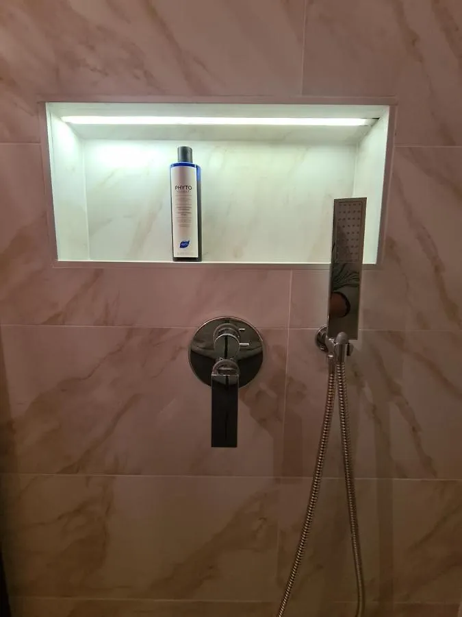 La Boheme, 2 Min Da Qc Terme, Free Parking Apartment San Pellegrino Terme