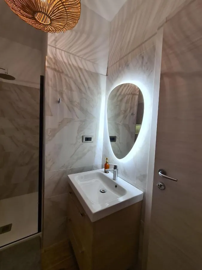 La Boheme, 2 Min Da Qc Terme, Free Parking Apartment San Pellegrino Terme