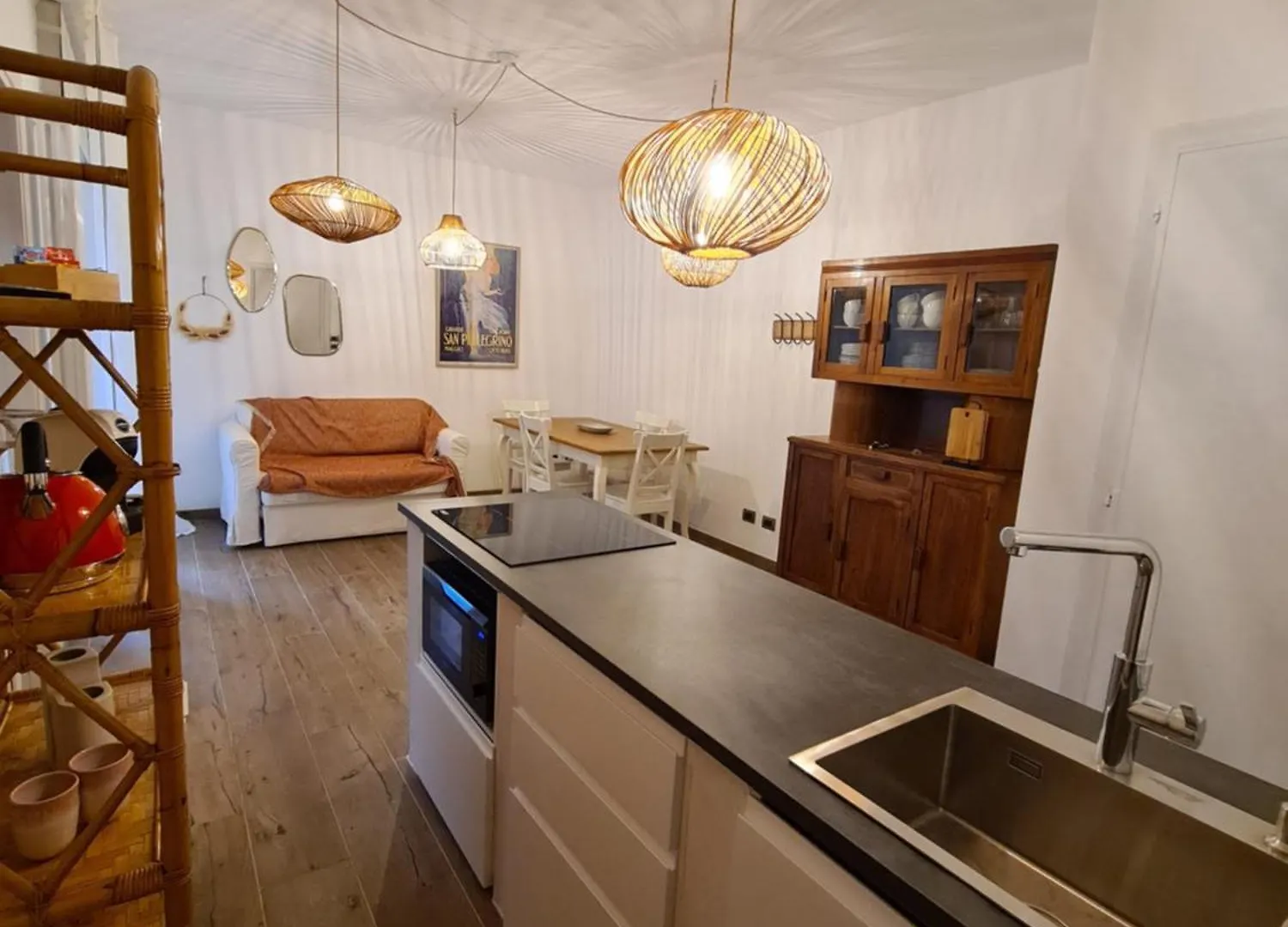La Boheme, 2 Min Da Qc Terme, Free Parking Apartment San Pellegrino Terme Italy