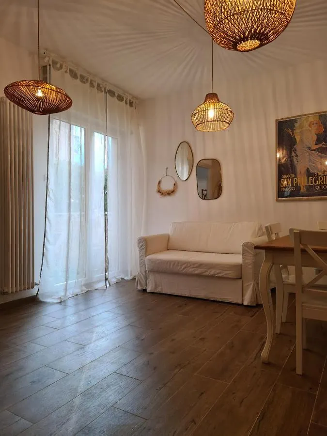 La Boheme, 2 Min Da Qc Terme, Free Parking Apartment San Pellegrino Terme
