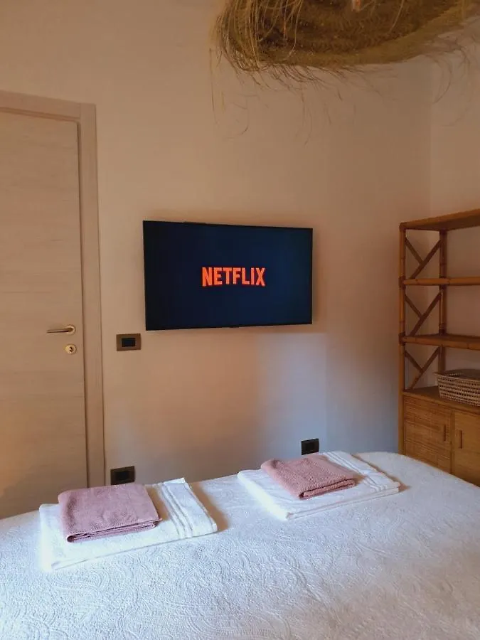 La Boheme, 2 Min Da Qc Terme, Free Parking Apartment San Pellegrino Terme 0*,  Italy